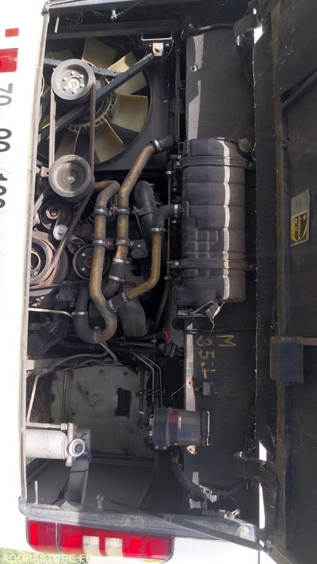 MERCEDES INTOURO N°093232 - Schulbus: das Bild 4 MERCEDES INTOURO N°093232 - Schulbus: das Bild 4