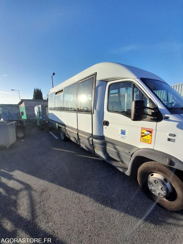 MINI BUS RENAULT MASCOTT - Kleinbus, Personentransporter: das Bild 2 MINI BUS RENAULT MASCOTT - Kleinbus, Personentransporter: das Bild 2