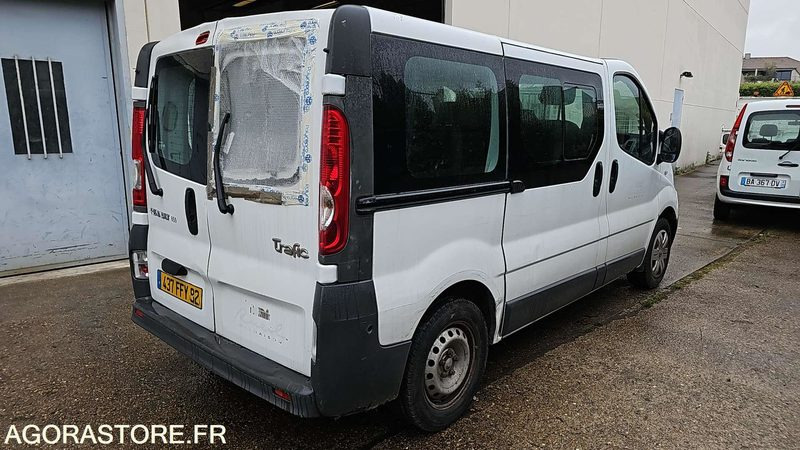 MINIBUS RENUALT TRAFIC - 437FFY92 - Kleinbus, Personentransporter: das Bild 3 MINIBUS RENUALT TRAFIC - 437FFY92 - Kleinbus, Personentransporter: das Bild 3