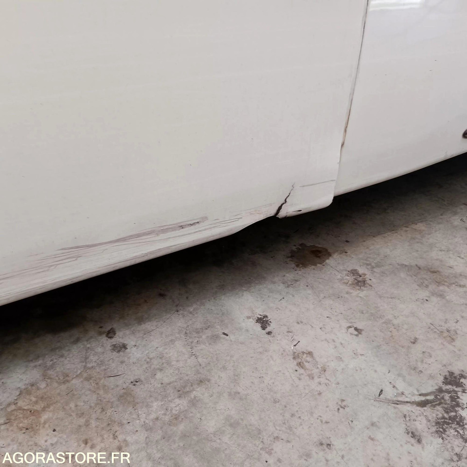 MINIBUS VEHIXEL CYTIOS N° 100762 MEC2016 172285KM EB-549-LT - Kleinbus, Personentransporter: das Bild 3 MINIBUS VEHIXEL CYTIOS N° 100762 MEC2016 172285KM EB-549-LT - Kleinbus, Personentransporter: das Bild 3