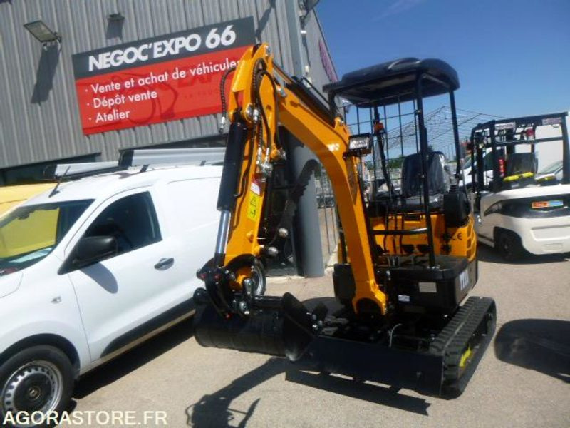 MINIPELLE 1T8 MOTEUR 3 CYLINDRES KUBOTA - Bagger: das Bild 4 MINIPELLE 1T8 MOTEUR 3 CYLINDRES KUBOTA - Bagger: das Bild 4