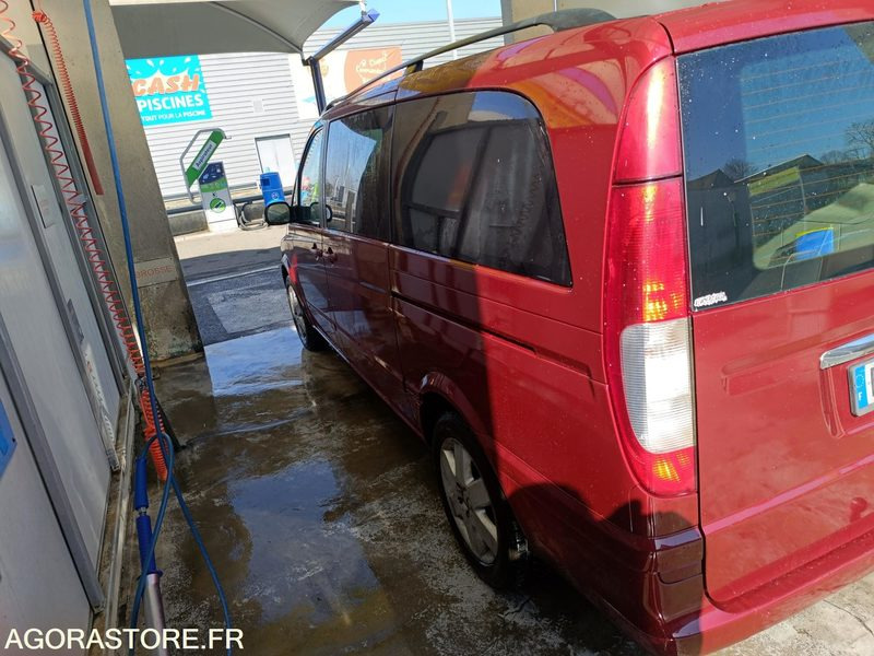 Mercedes-Benz Viano 2.2 - 2004 - 230 000 - PKW: das Bild 4 Mercedes-Benz Viano 2.2 - 2004 - 230 000 - PKW: das Bild 4