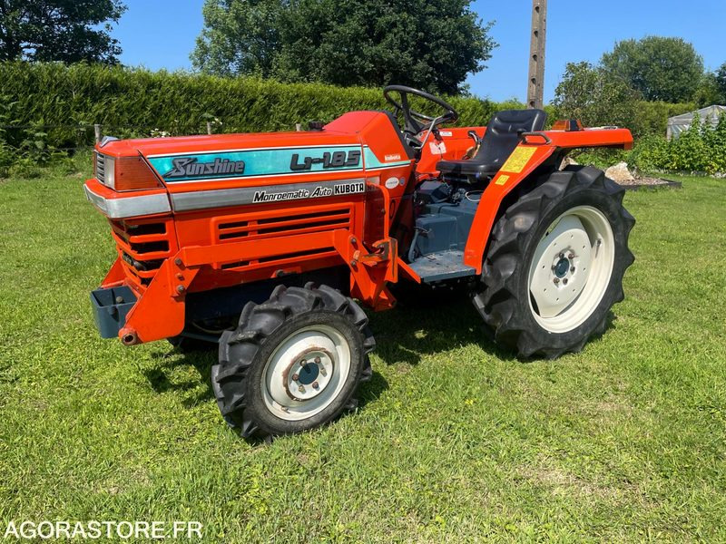 Micro-tracteur Kubota L1-185 - Traktor: das Bild 4 Micro-tracteur Kubota L1-185 - Traktor: das Bild 4
