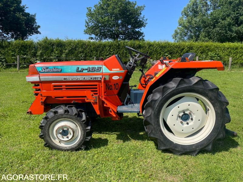 Micro-tracteur Kubota L1-185 - Traktor: das Bild 3 Micro-tracteur Kubota L1-185 - Traktor: das Bild 3