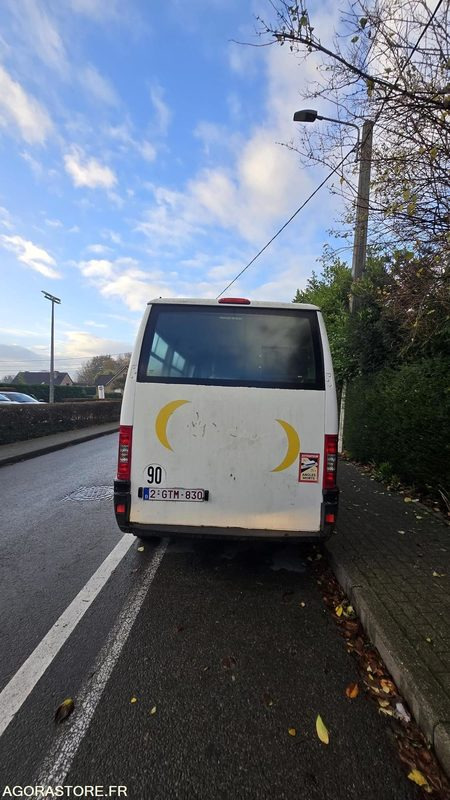 Mini bus citroen JUMPER - 2006 - Kleinbus, Personentransporter: das Bild 2 Mini bus citroen JUMPER - 2006 - Kleinbus, Personentransporter: das Bild 2