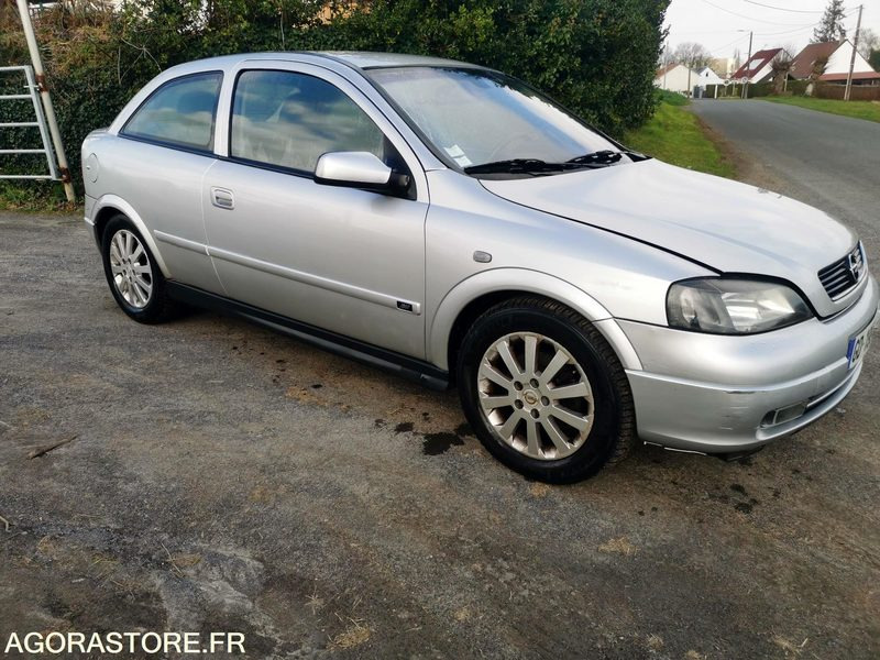 OPEL ASTRA - PKW: das Bild 1 OPEL ASTRA - PKW: das Bild 1