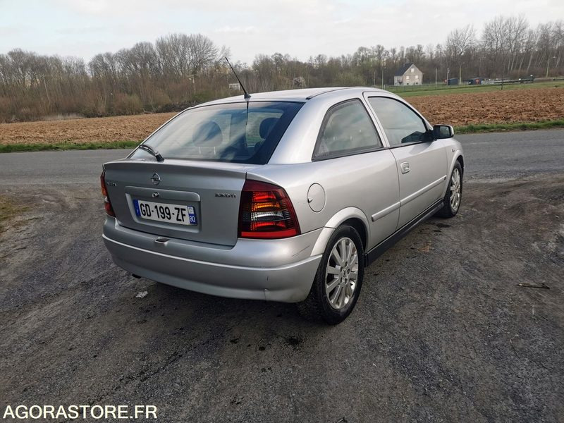 OPEL ASTRA - PKW: das Bild 3 OPEL ASTRA - PKW: das Bild 3