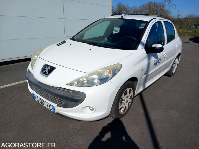 PEUGEOT 206+ 1.4i 73 cv - bon état - 114 300 km - SANS CT - CJ-087-LC - PKW: das Bild 1 PEUGEOT 206+ 1.4i 73 cv - bon état - 114 300 km - SANS CT - CJ-087-LC - PKW: das Bild 1
