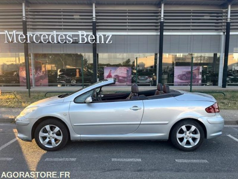 PEUGEOT 307 CC 2.0 HDI 136 CV - 2005 - 263 802km - PKW: das Bild 1 PEUGEOT 307 CC 2.0 HDI 136 CV - 2005 - 263 802km - PKW: das Bild 1