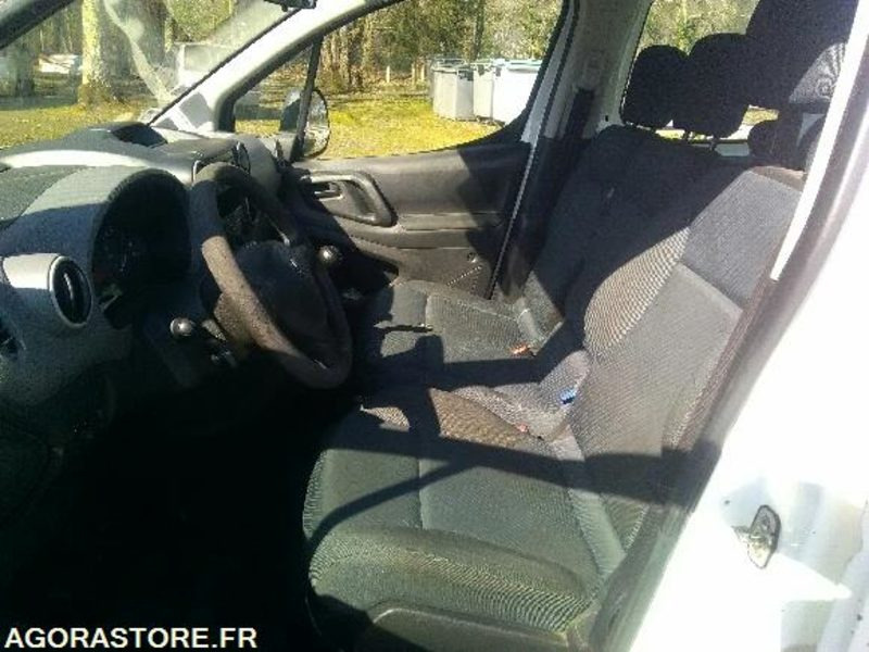 PEUGEOT Partner - 218886km - 2010 - Kleintransporter: das Bild 3 PEUGEOT Partner - 218886km - 2010 - Kleintransporter: das Bild 3