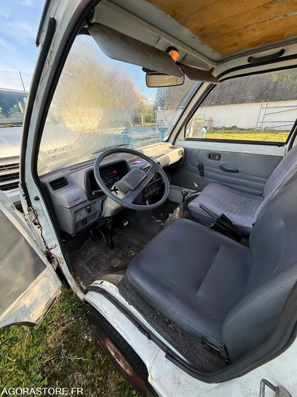 PIAGGIO PORTER - Kipper Transporter: das Bild 5 PIAGGIO PORTER - Kipper Transporter: das Bild 5