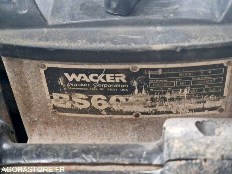 PILONNEUSE VIBRANTE WACKER BS600 ESSENCE 2,9CV - Stampfer: das Bild 3 PILONNEUSE VIBRANTE WACKER BS600 ESSENCE 2,9CV - Stampfer: das Bild 3