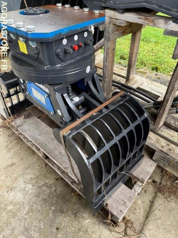 PINCE DE TRI DEMOLITION GR 15 D Pelle 1.5 - 4 T NEUVE - Baugeräte: das Bild 3 PINCE DE TRI DEMOLITION GR 15 D Pelle 1.5 - 4 T NEUVE - Baugeräte: das Bild 3