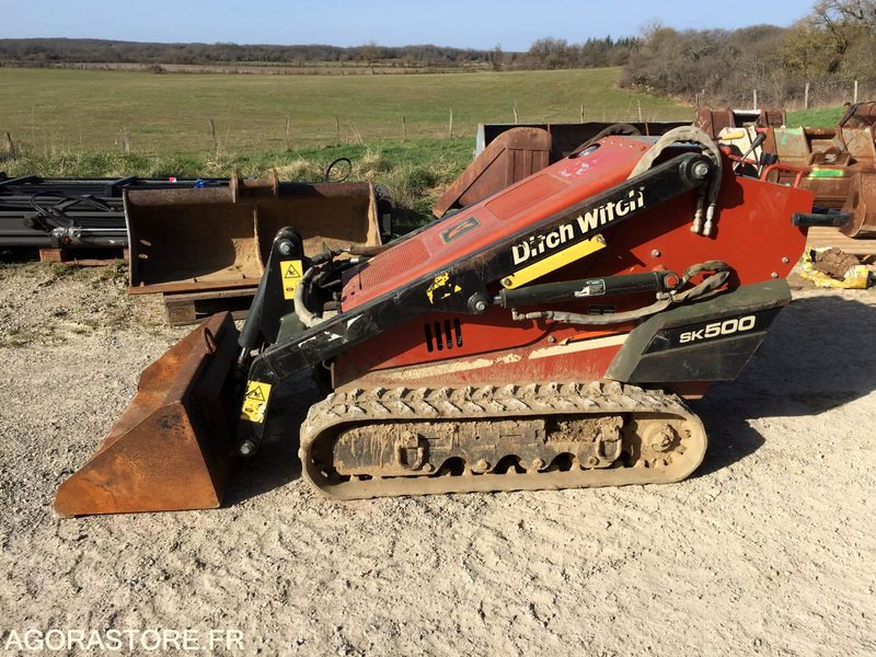 PORTE OUTILS à chenilles DITCH WITCH SK500 - Lader: das Bild 2 PORTE OUTILS à chenilles DITCH WITCH SK500 - Lader: das Bild 2