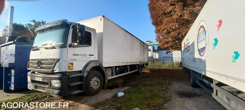 PORTEUR MERCEDES - 2006 - 581398 Kms - Koffer LKW: das Bild 1 PORTEUR MERCEDES - 2006 - 581398 Kms - Koffer LKW: das Bild 1