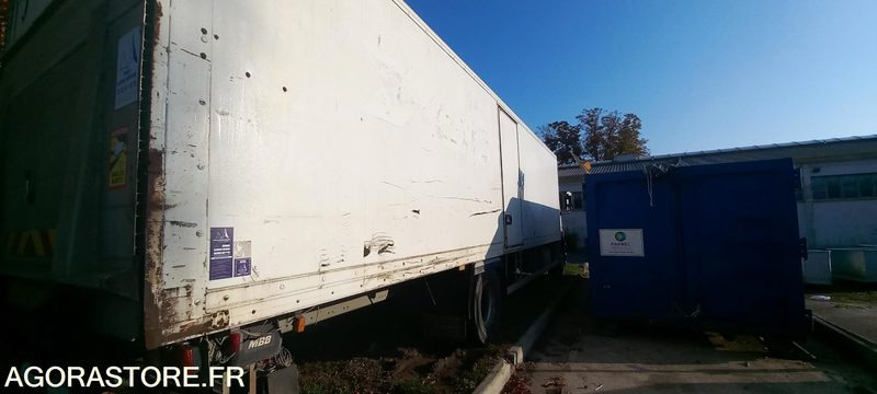 PORTEUR MERCEDES - 2006 - 581398 Kms - Koffer LKW: das Bild 5 PORTEUR MERCEDES - 2006 - 581398 Kms - Koffer LKW: das Bild 5