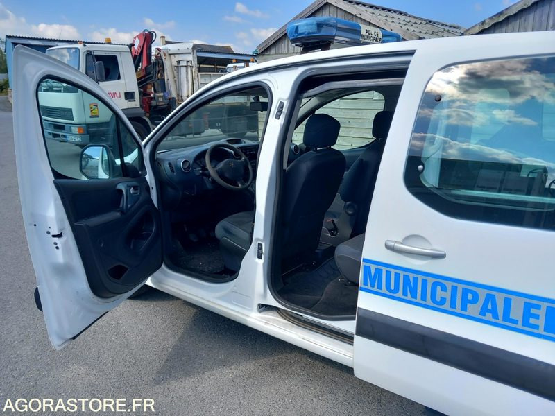 Peugeot Partner BL028QY - Kleintransporter: das Bild 2 Peugeot Partner BL028QY - Kleintransporter: das Bild 2