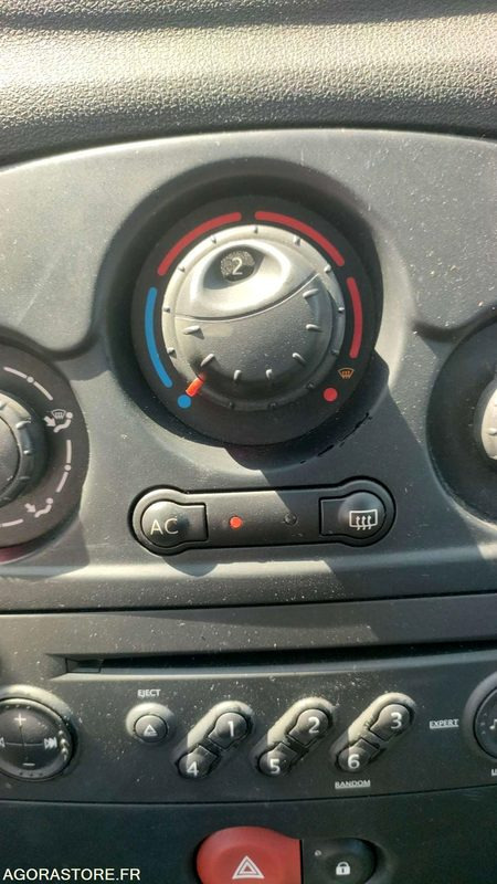 RENAULT CLIO - 2008 - 182854kms - PKW: das Bild 5 RENAULT CLIO - 2008 - 182854kms - PKW: das Bild 5