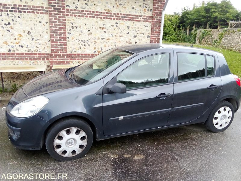 RENAULT CLIO 2008 - 91679 KMS - PKW: das Bild 3 RENAULT CLIO 2008 - 91679 KMS - PKW: das Bild 3