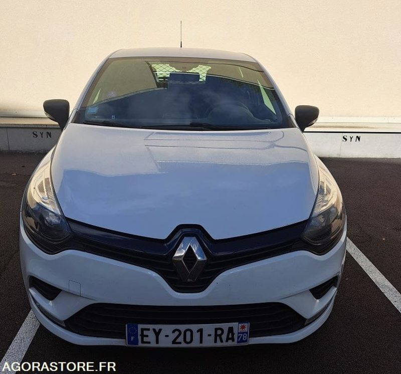 RENAULT - CLIO - 2018 - 79 000 KM - PKW: das Bild 1 RENAULT - CLIO - 2018 - 79 000 KM - PKW: das Bild 1