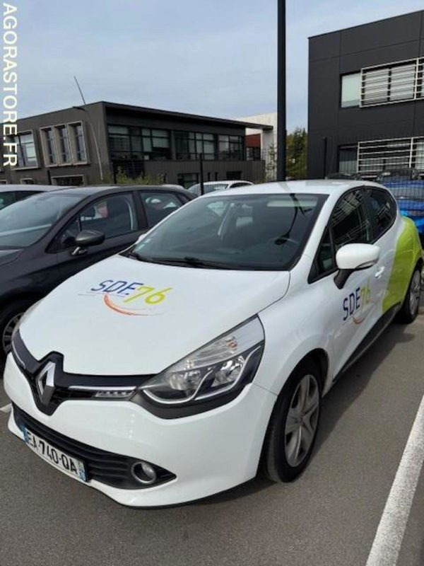 RENAULT CLIO - PKW: das Bild 2 RENAULT CLIO - PKW: das Bild 2