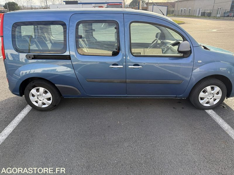 RENAULT KANGOO AVEC GPS - 2014 - 242112km - DC-739-QB - PKW: das Bild 2 RENAULT KANGOO AVEC GPS - 2014 - 242112km - DC-739-QB - PKW: das Bild 2