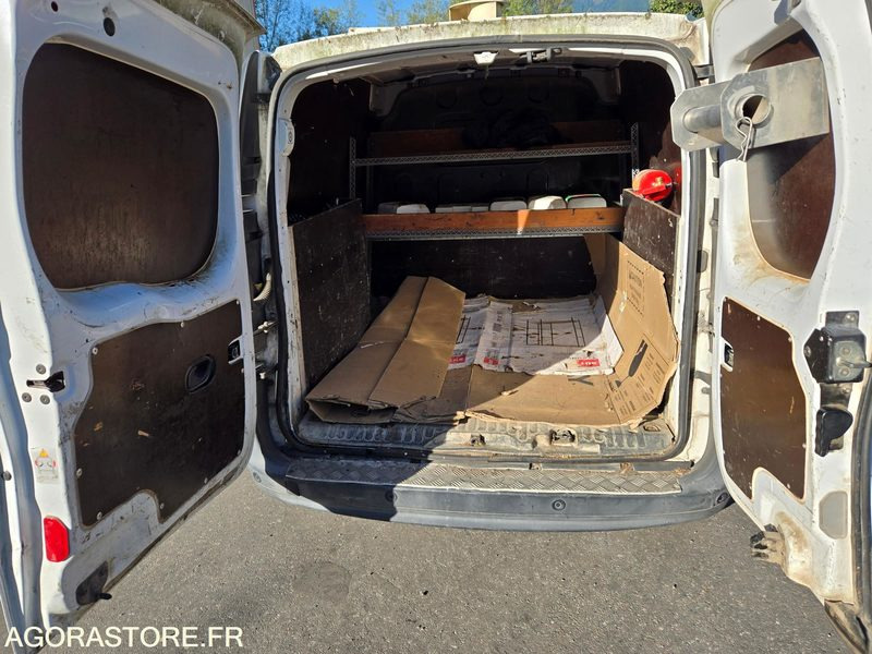 RENAULT - KANGOO GRAND CONFORT - 2013 / 216900KM (M21950) - Kleintransporter: das Bild 5 RENAULT - KANGOO GRAND CONFORT - 2013 / 216900KM (M21950) - Kleintransporter: das Bild 5