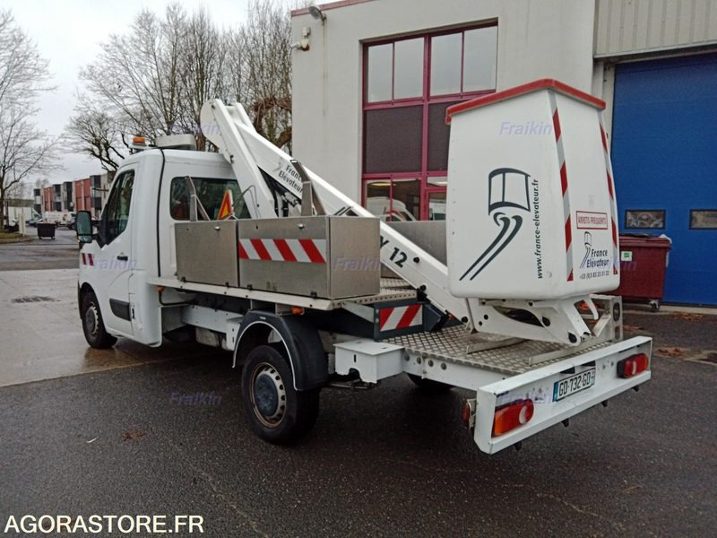 RENAULT MASTER ELEVATEUR CC TRAC F35 L2 145 / 91941 kms / 2021 / GD-732-GD - Kastenwagen: das Bild 3 RENAULT MASTER ELEVATEUR CC TRAC F35 L2 145 / 91941 kms / 2021 / GD-732-GD - Kastenwagen: das Bild 3