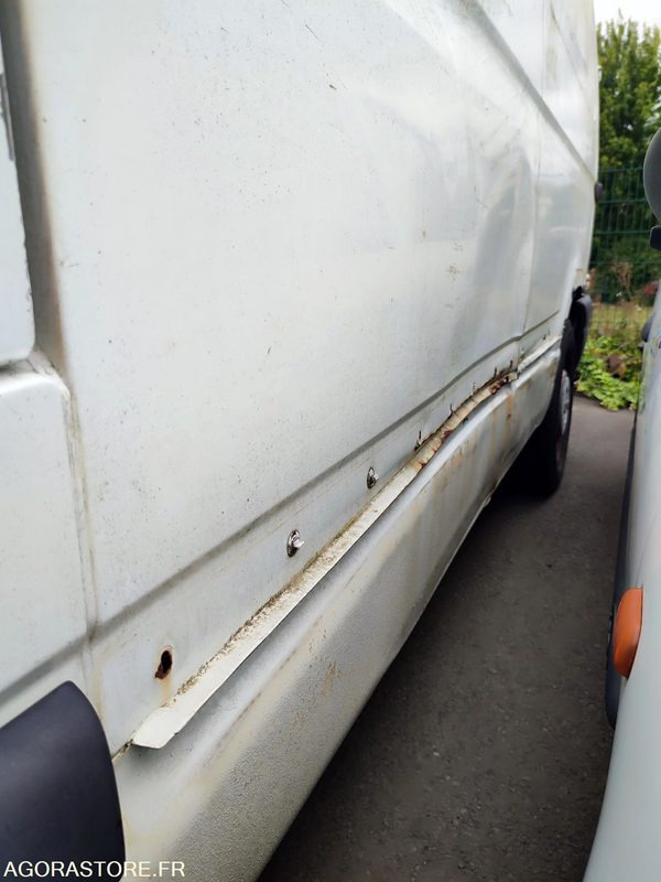 RENAULT MASTER II 2.5DCi - 120cv - Kastenwagen: das Bild 5 RENAULT MASTER II 2.5DCi - 120cv - Kastenwagen: das Bild 5