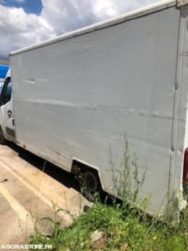 RENAULT MASTER / non roulant / 550 000Km - 2016 - Kastenwagen: das Bild 5 RENAULT MASTER / non roulant / 550 000Km - 2016 - Kastenwagen: das Bild 5