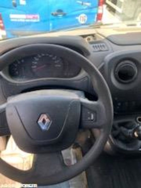 RENAULT MASTER / non roulant / 550 000Km - 2016 - Kastenwagen: das Bild 2 RENAULT MASTER / non roulant / 550 000Km - 2016 - Kastenwagen: das Bild 2