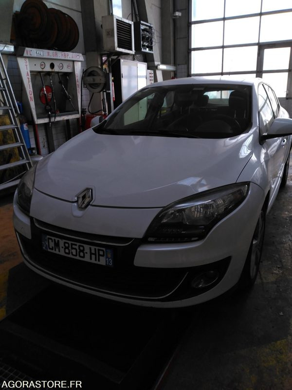 RENAULT MEGANE DIESEL - PKW: das Bild 1 RENAULT MEGANE DIESEL - PKW: das Bild 1
