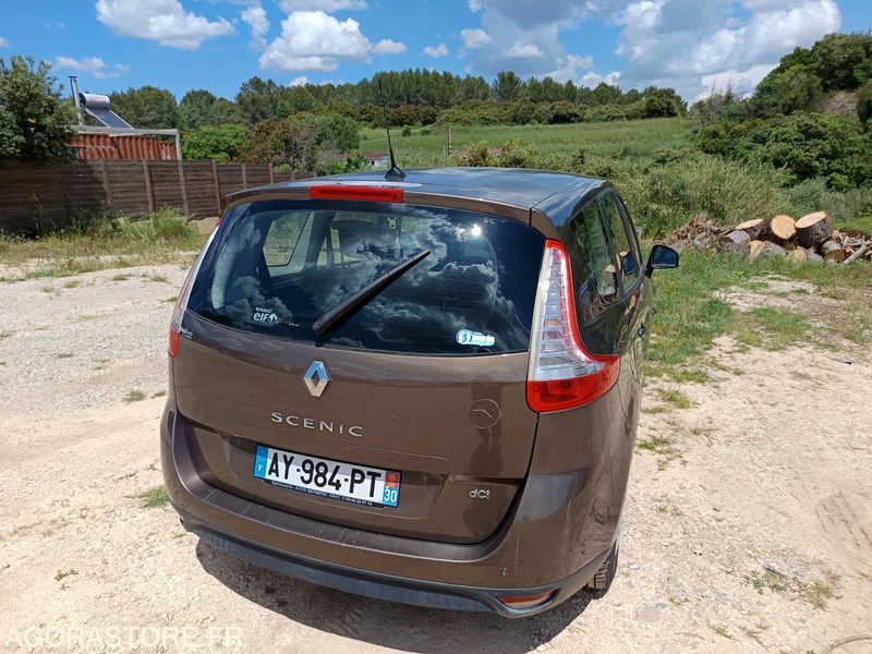 RENAULT SCENIC - 2010 - 138500KMS - PKW: das Bild 5 RENAULT SCENIC - 2010 - 138500KMS - PKW: das Bild 5