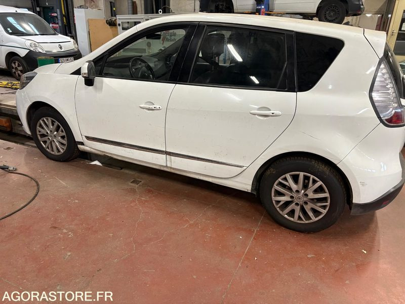 RENAULT SCENIC 3 - 113000KMS - 2016 - PKW: das Bild 4 RENAULT SCENIC 3 - 113000KMS - 2016 - PKW: das Bild 4
