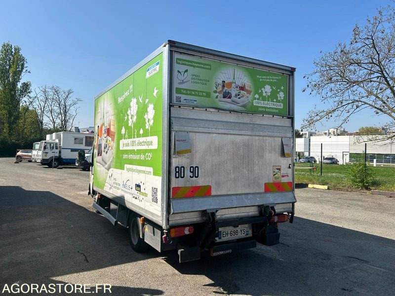 RENAULT maxity ZE electrique 20m3 hayon - 2016 / 68658 KM - Koffer LKW, Elektro-LKW: das Bild 4 RENAULT maxity ZE electrique 20m3 hayon - 2016 / 68658 KM - Koffer LKW, Elektro-LKW: das Bild 4