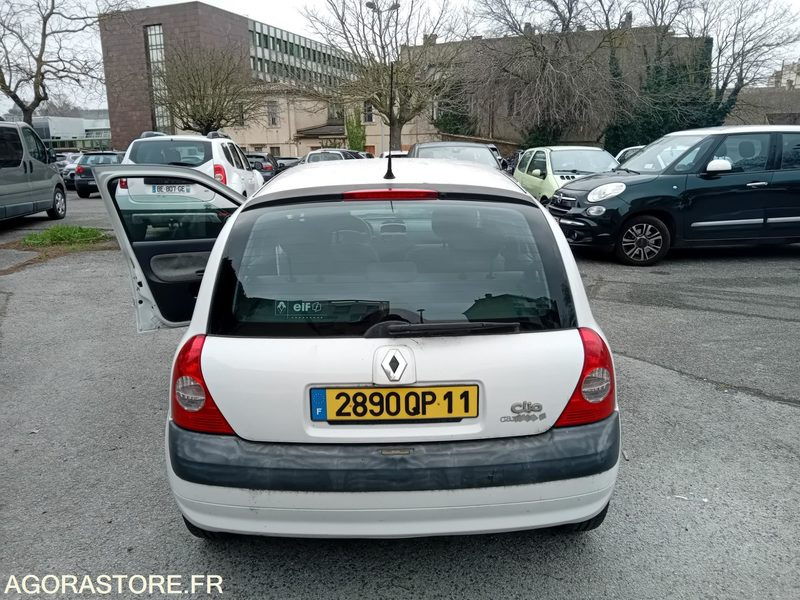 Renault Clio 2 165813 kms 2005 2890QP11 - PKW: das Bild 4 Renault Clio 2 165813 kms 2005 2890QP11 - PKW: das Bild 4