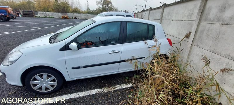 Renault Clio - 2008 - PKW: das Bild 2 Renault Clio - 2008 - PKW: das Bild 2