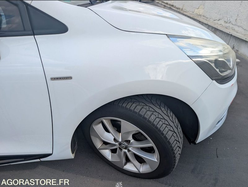 Renault Clio IV Limited TCe 90 – 2017 – Très bien équipée – Excellent état - PKW: das Bild 5 Renault Clio IV Limited TCe 90 – 2017 – Très bien équipée – Excellent état - PKW: das Bild 5