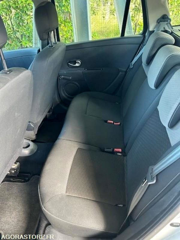 Kombi Renault Clio break 100600kms 2010: das Bild 11