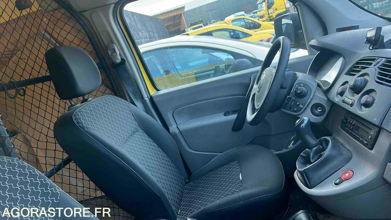 Renault Kangoo - 2009 - 226100kms - AF-877-SF - Kastenwagen: das Bild 2 Renault Kangoo - 2009 - 226100kms - AF-877-SF - Kastenwagen: das Bild 2