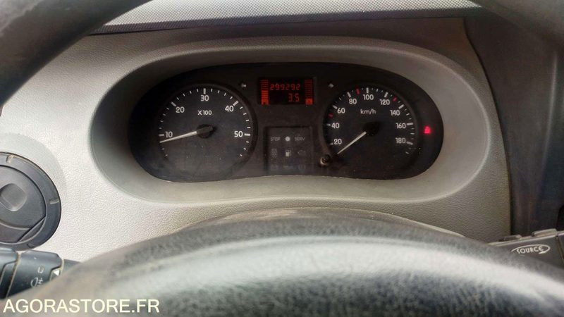 Renault - Master - 2004 - 299292km - BQ-940-TF - Kastenwagen: das Bild 4 Renault - Master - 2004 - 299292km - BQ-940-TF - Kastenwagen: das Bild 4
