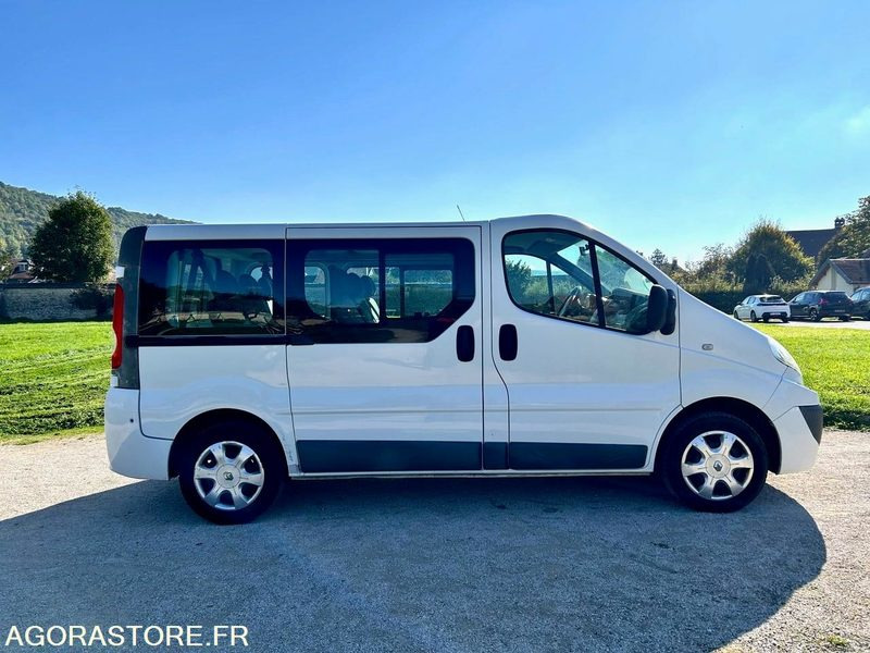 Renault Trafic 2 - 2010 - 141000 kms - Kleinbus, Personentransporter: das Bild 5 Renault Trafic 2 - 2010 - 141000 kms - Kleinbus, Personentransporter: das Bild 5