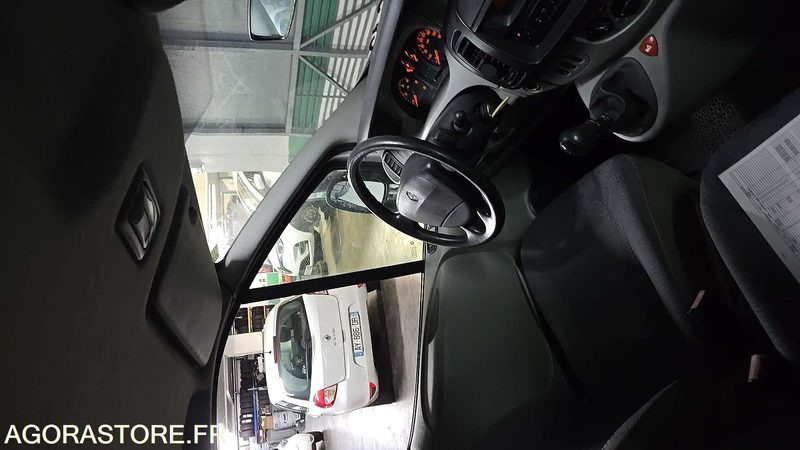 Renault Trafic - 2004 - 257907kms - 1707-XB-22 - Kleinbus, Personentransporter: das Bild 4 Renault Trafic - 2004 - 257907kms - 1707-XB-22 - Kleinbus, Personentransporter: das Bild 4