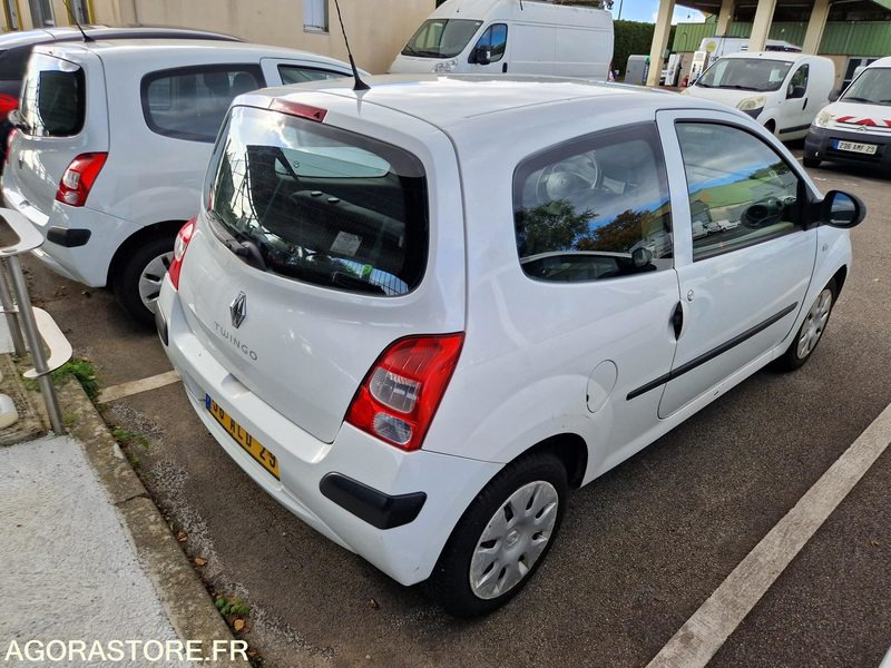 Renault Twingo - 2007 - 102606 - 58ALD29 - PKW: das Bild 3 Renault Twingo - 2007 - 102606 - 58ALD29 - PKW: das Bild 3