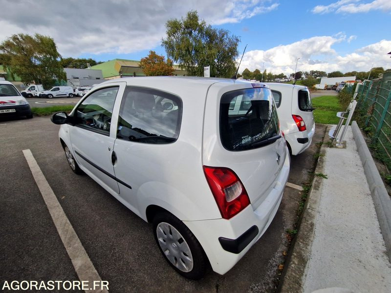 Renault Twingo - 2007 - 102606 - 58ALD29 - PKW: das Bild 4 Renault Twingo - 2007 - 102606 - 58ALD29 - PKW: das Bild 4