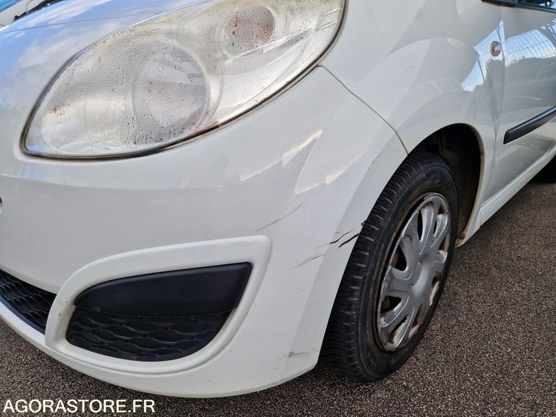 Renault Twingo - 2008 - 123051 - 639AMB29 - PKW: das Bild 2 Renault Twingo - 2008 - 123051 - 639AMB29 - PKW: das Bild 2