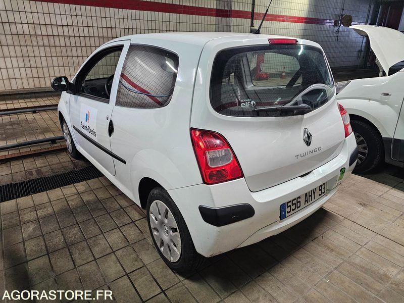 Renault Twingo - 2008 - 128783kms - 556 AHY 93 - PKW: das Bild 4 Renault Twingo - 2008 - 128783kms - 556 AHY 93 - PKW: das Bild 4