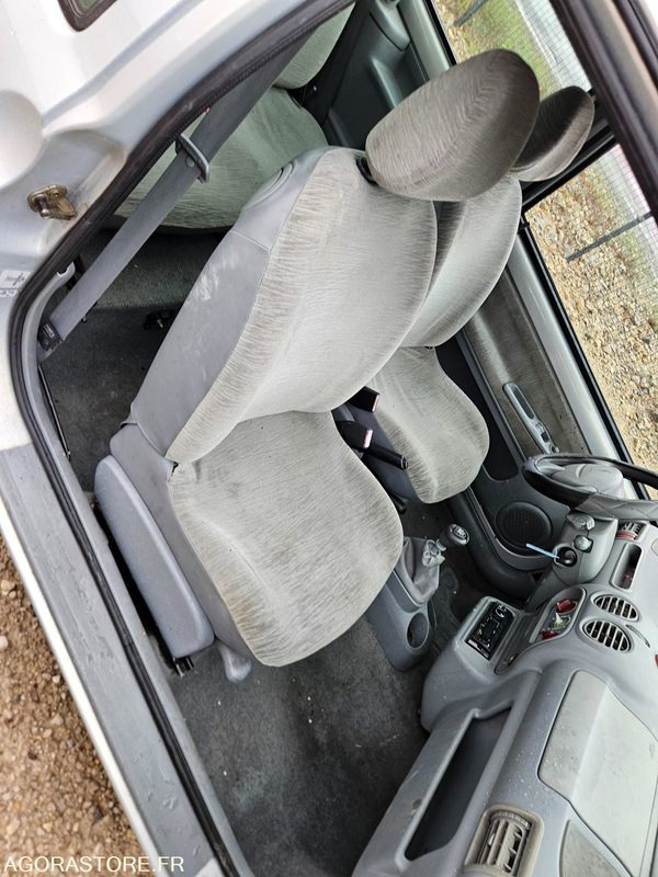 Renault Twingo - PKW: das Bild 4 Renault Twingo - PKW: das Bild 4