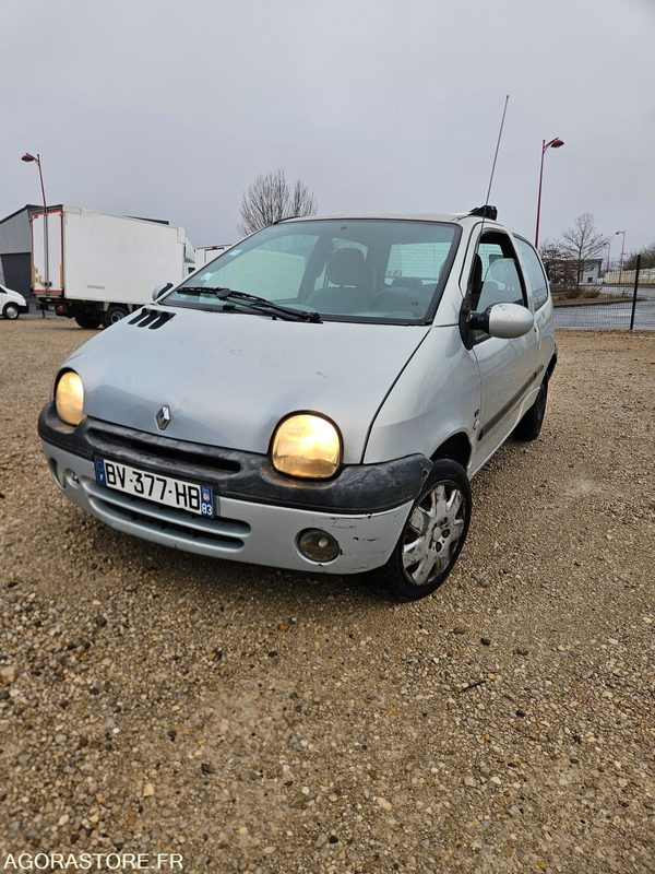 Renault Twingo - PKW: das Bild 2 Renault Twingo - PKW: das Bild 2