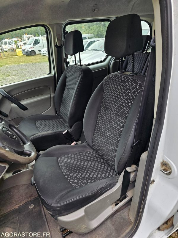 Renault kangoo - 2008 - 205600km - 2982WX28 - PKW: das Bild 4 Renault kangoo - 2008 - 205600km - 2982WX28 - PKW: das Bild 4